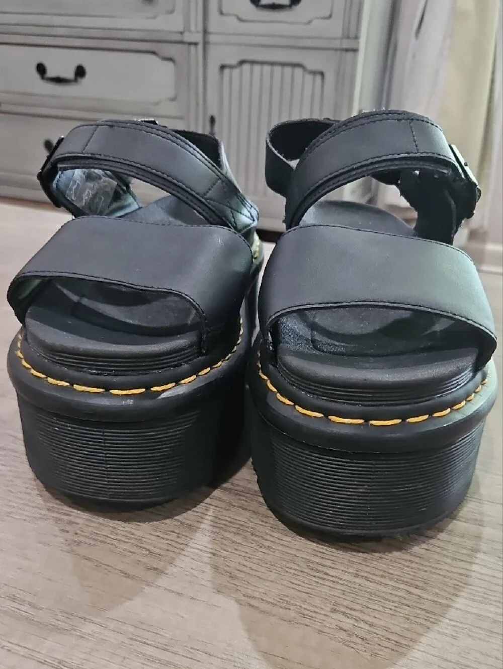 Voss Platform Sandal - BlackWomens Dr. Martens Voss Platform Sandal - Black size